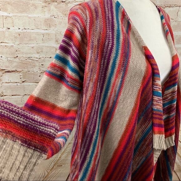 Alya Francesca’s drape cardigan sweater - Picture 2 of 6